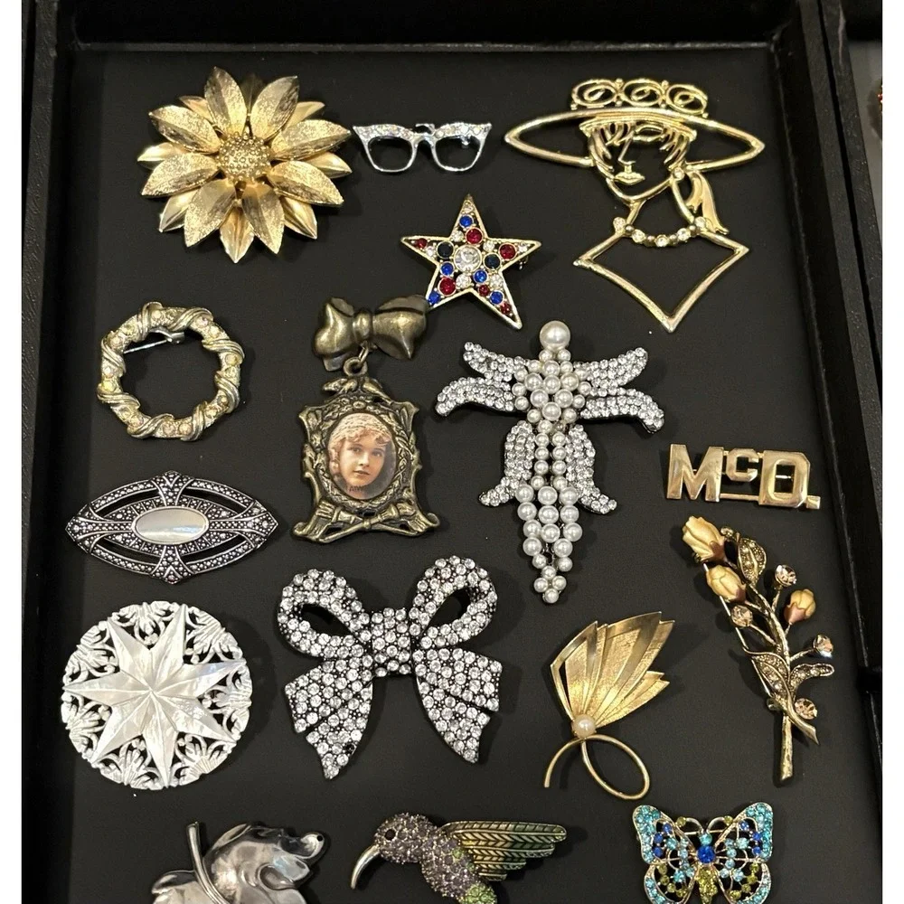 HUGE Vintage - Modern LOT Rhinestone Mixed Material Brooch Pin Some Signed